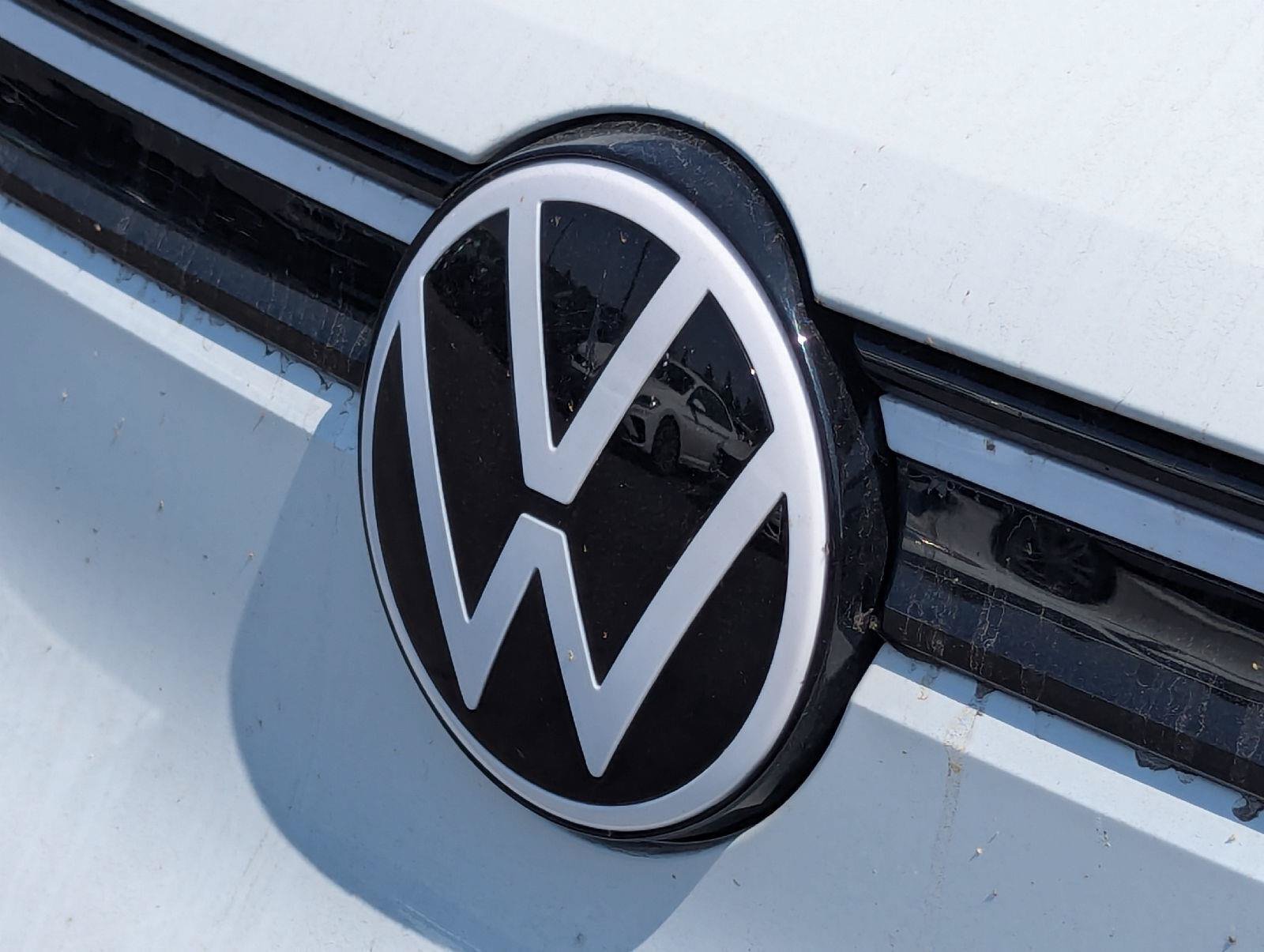 Used 2024 Volkswagen ID.4 2WD image 11