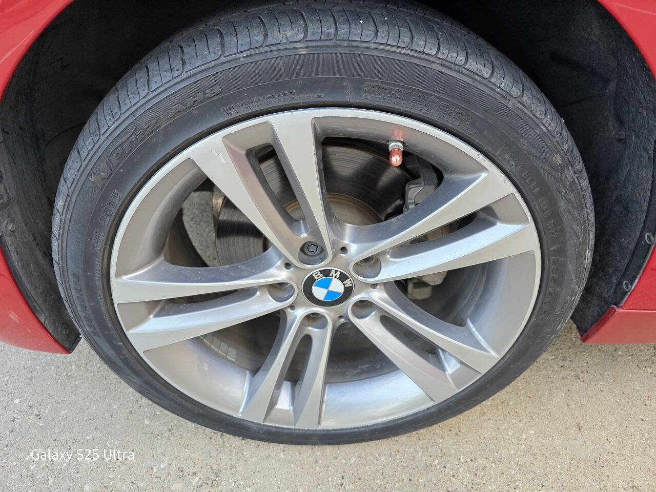 Used 2017 BMW 320i Sedan image 31