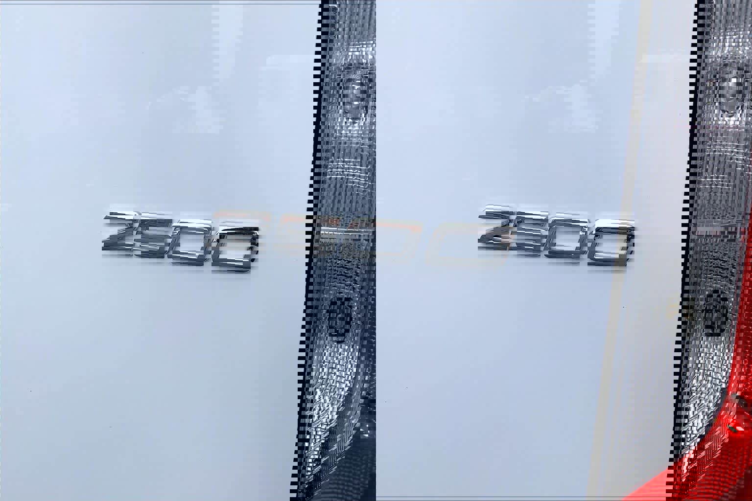 Used 2025 Mercedes-Benz Sprinter 2500 image 10