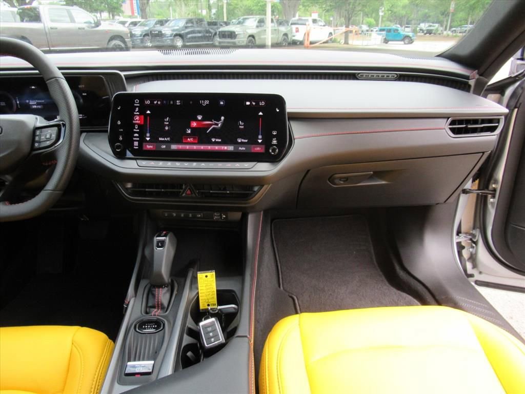 Used 2026 Dodge Charger Scat Pack AWD/4WD image 14