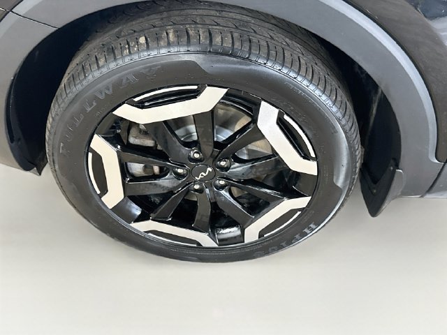 Certified 2024 Kia Telluride S w/ S Sunroof Package AWD/4WD image 34
