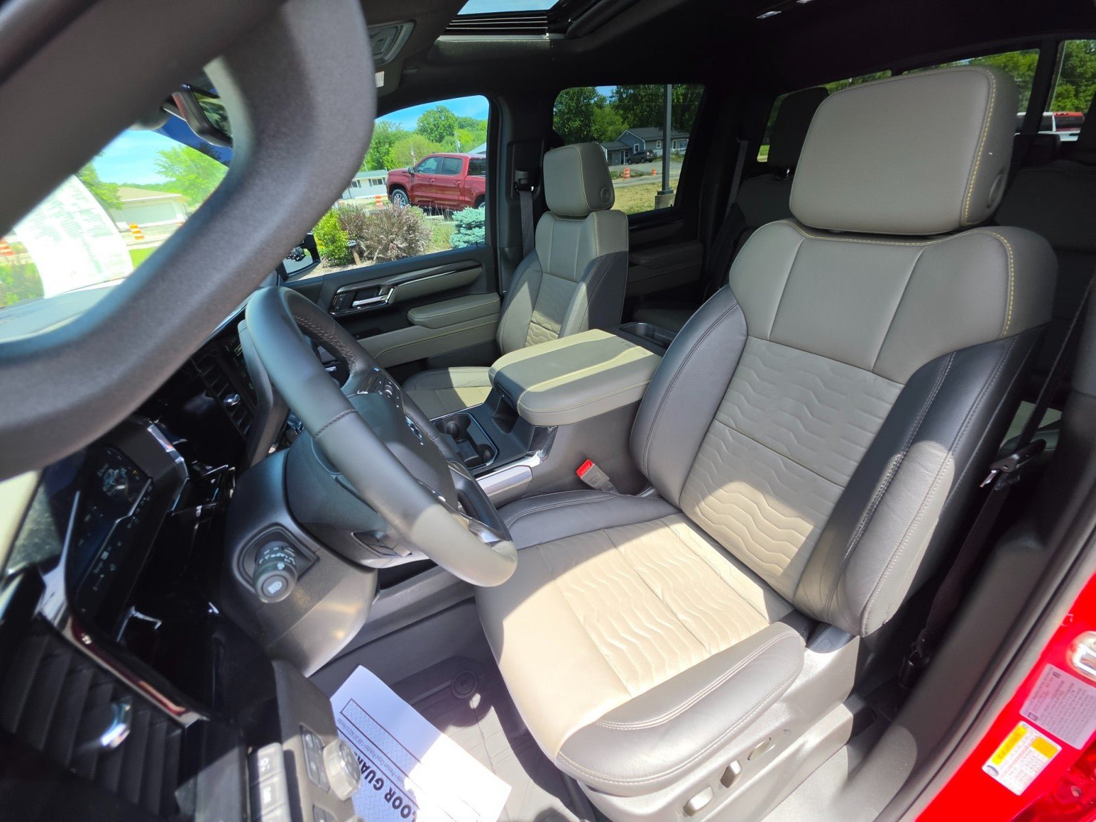 Used 2025 Chevrolet Silverado 2500 ZR2 w/ Technology Package AWD/4WD image 35