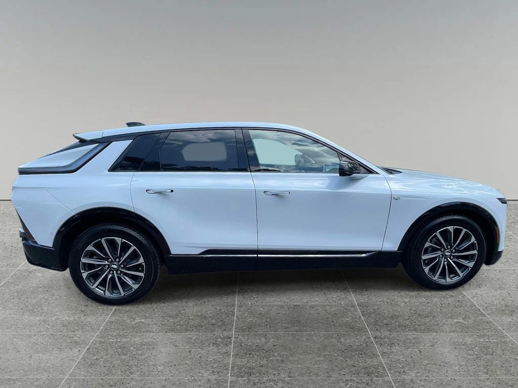 New 2026 Cadillac Lyriq Premium Sport w/ LPO, Floor Liner Package image 6