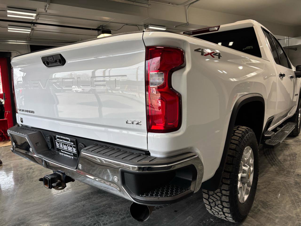 Used 2022 Chevrolet Silverado 2500 LTZ w/ Safety Package image 13