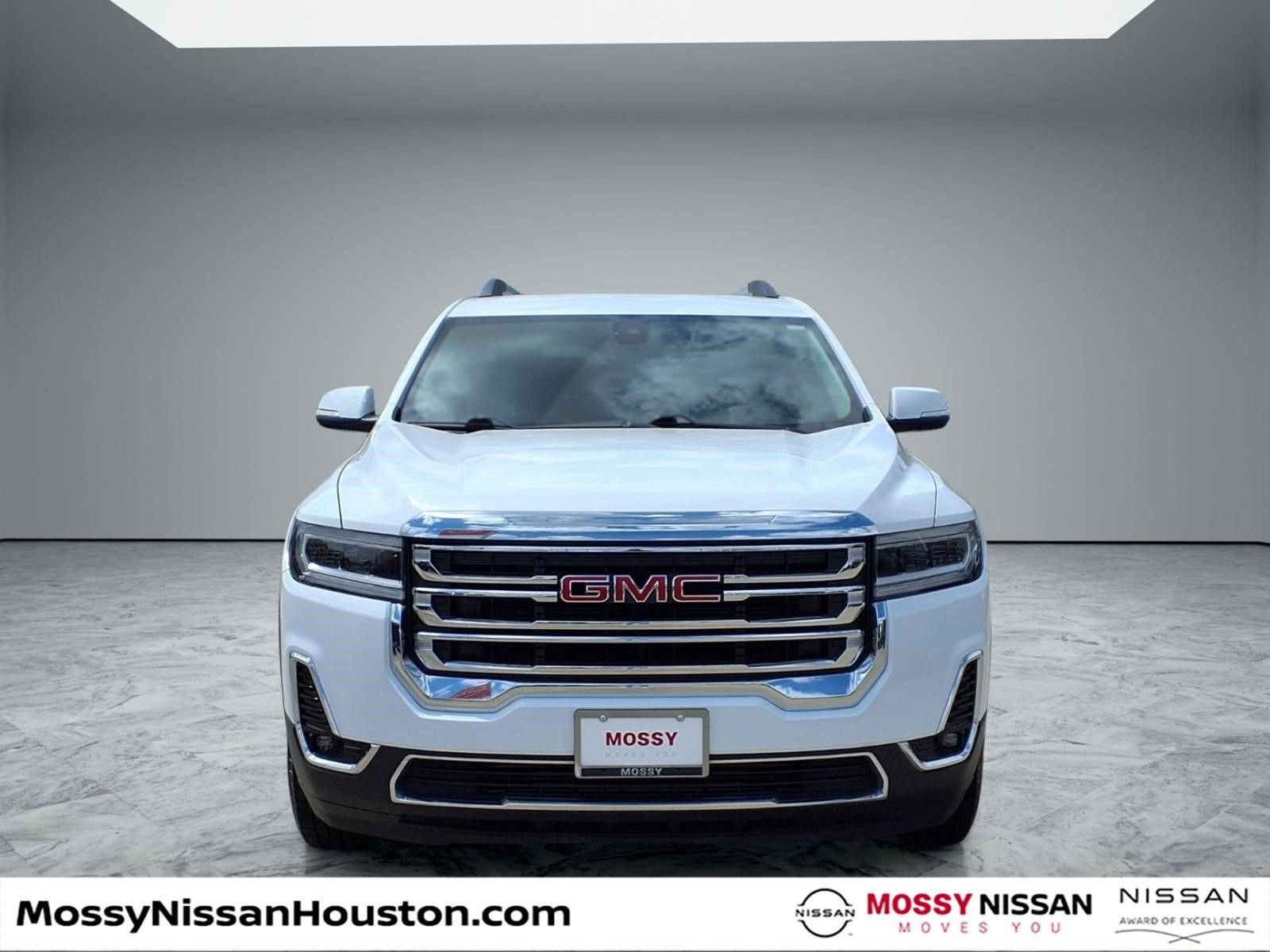 Used 2023 GMC Acadia SLT image 3