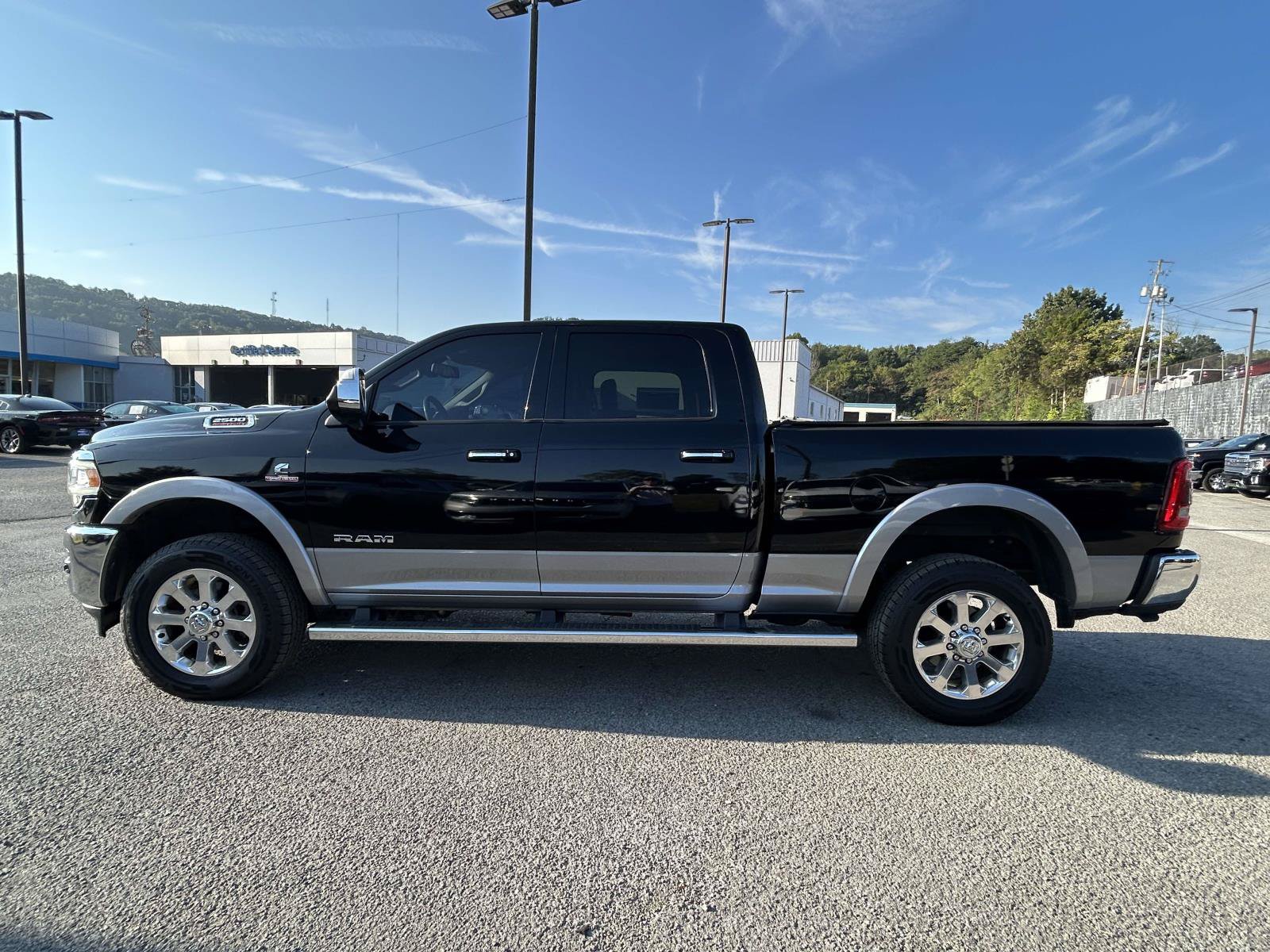 Used 2019 RAM 2500 Laramie AWD/4WD image 4