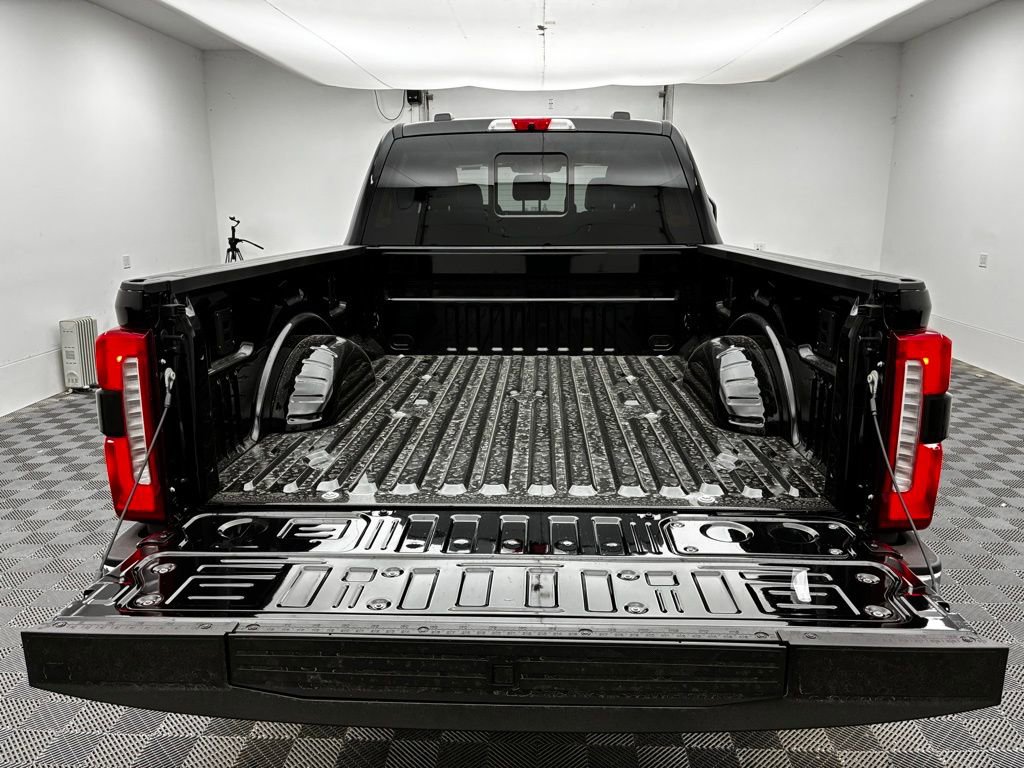 New 2026 Ford F250 Lariat image 9