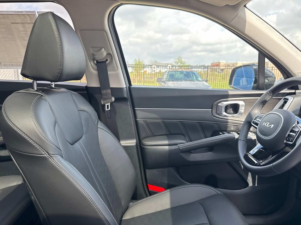 New 2025 Kia Sorento SX AWD/4WD image 15