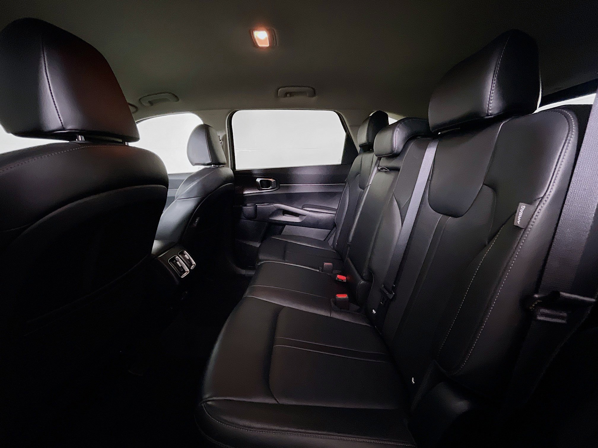 Used 2024 Kia Sorento S image 27