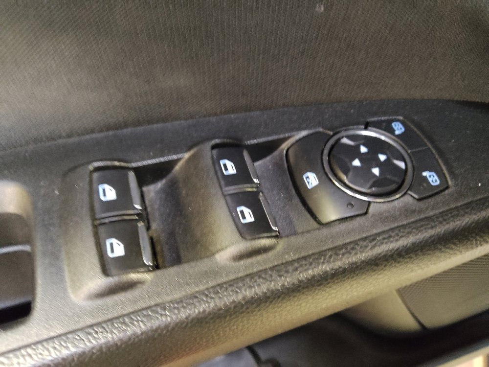 Used 2019 Ford Fusion SE FWD image 27