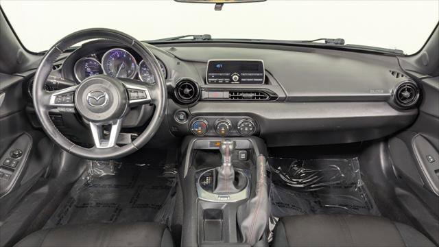 Used 2016 MAZDA MX-5 Miata Sport image 21