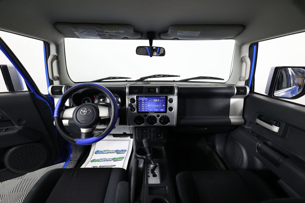 Used 2007 Toyota FJ Cruiser 2WD image 22