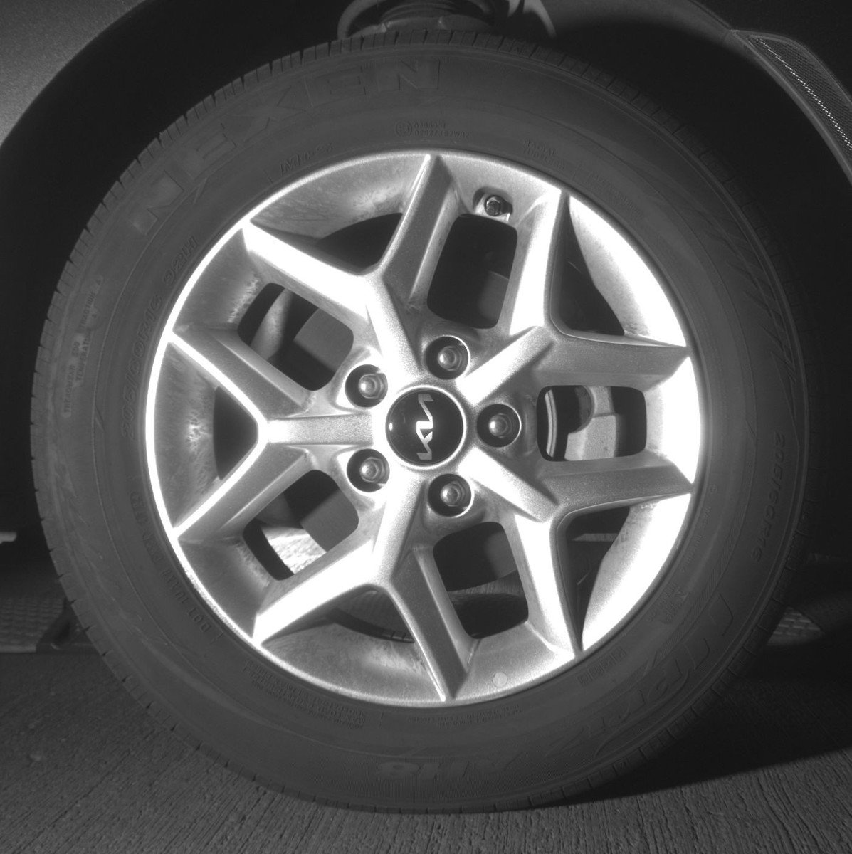 Used 2025 Kia Soul LX w/ LX Technology Package FWD image 13