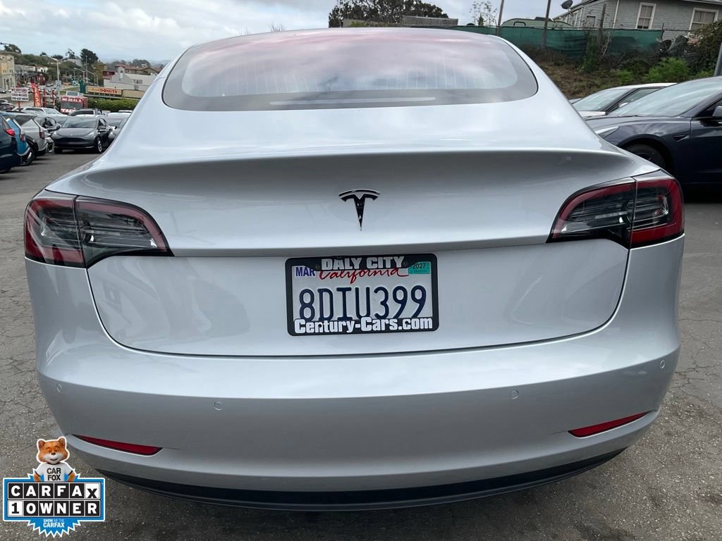 Used 2018 Tesla Model 3 Long Range RWD image 4