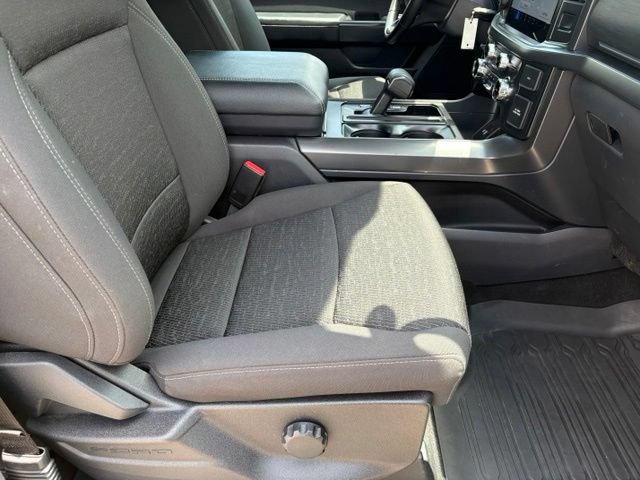 Used 2024 Ford F150 XLT w/ XLT Black Appearance Package AWD/4WD image 18