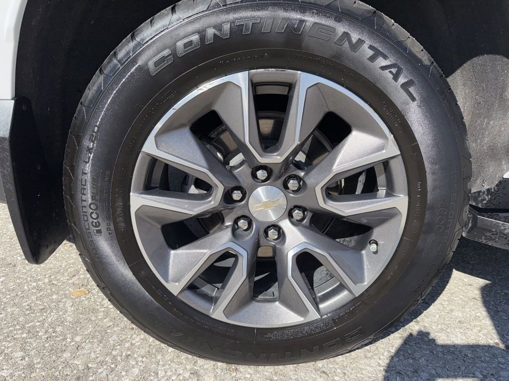 Used 2023 Chevrolet Tahoe LS image 38