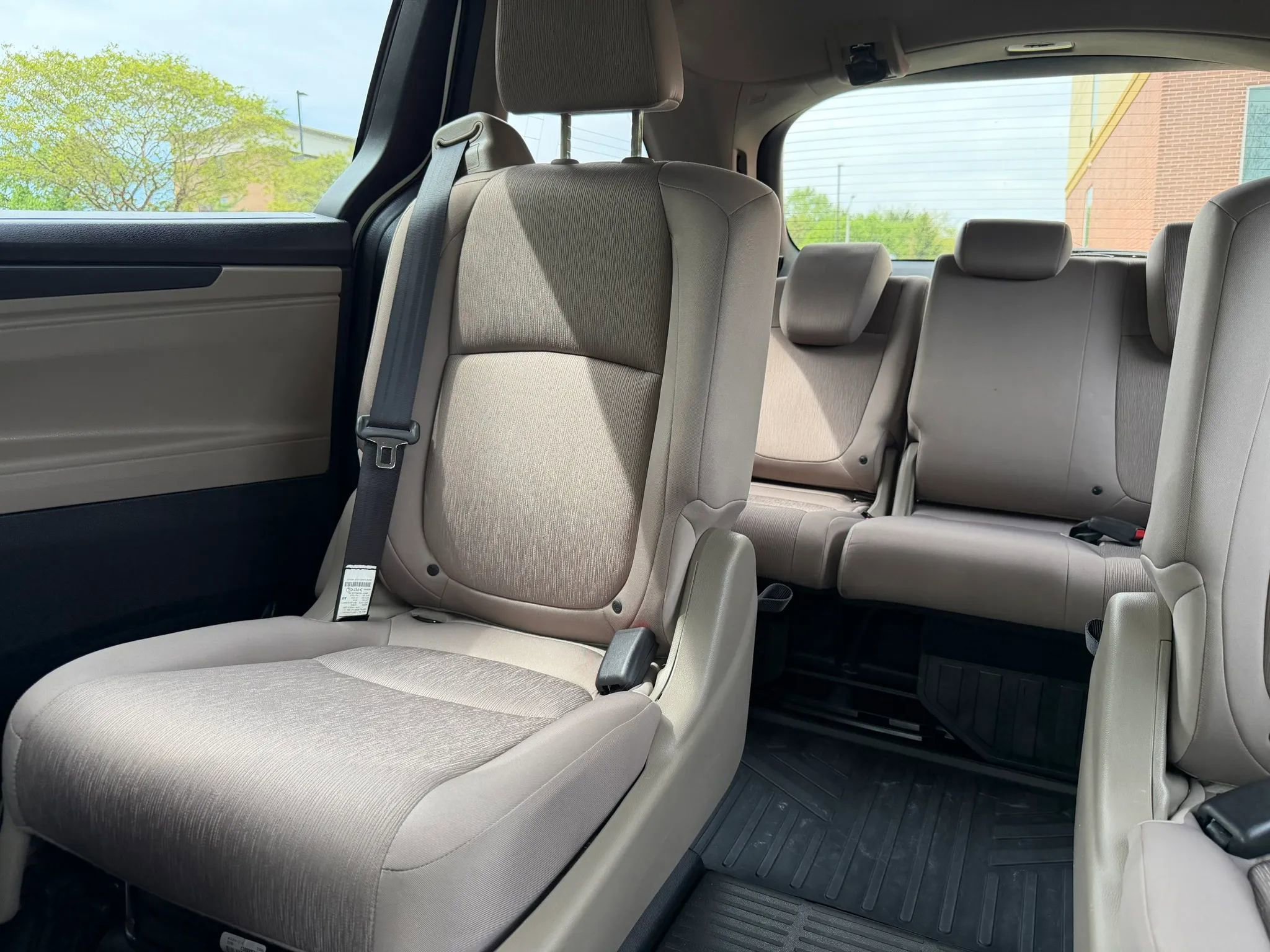 Used 2018 Honda Odyssey LX image 12