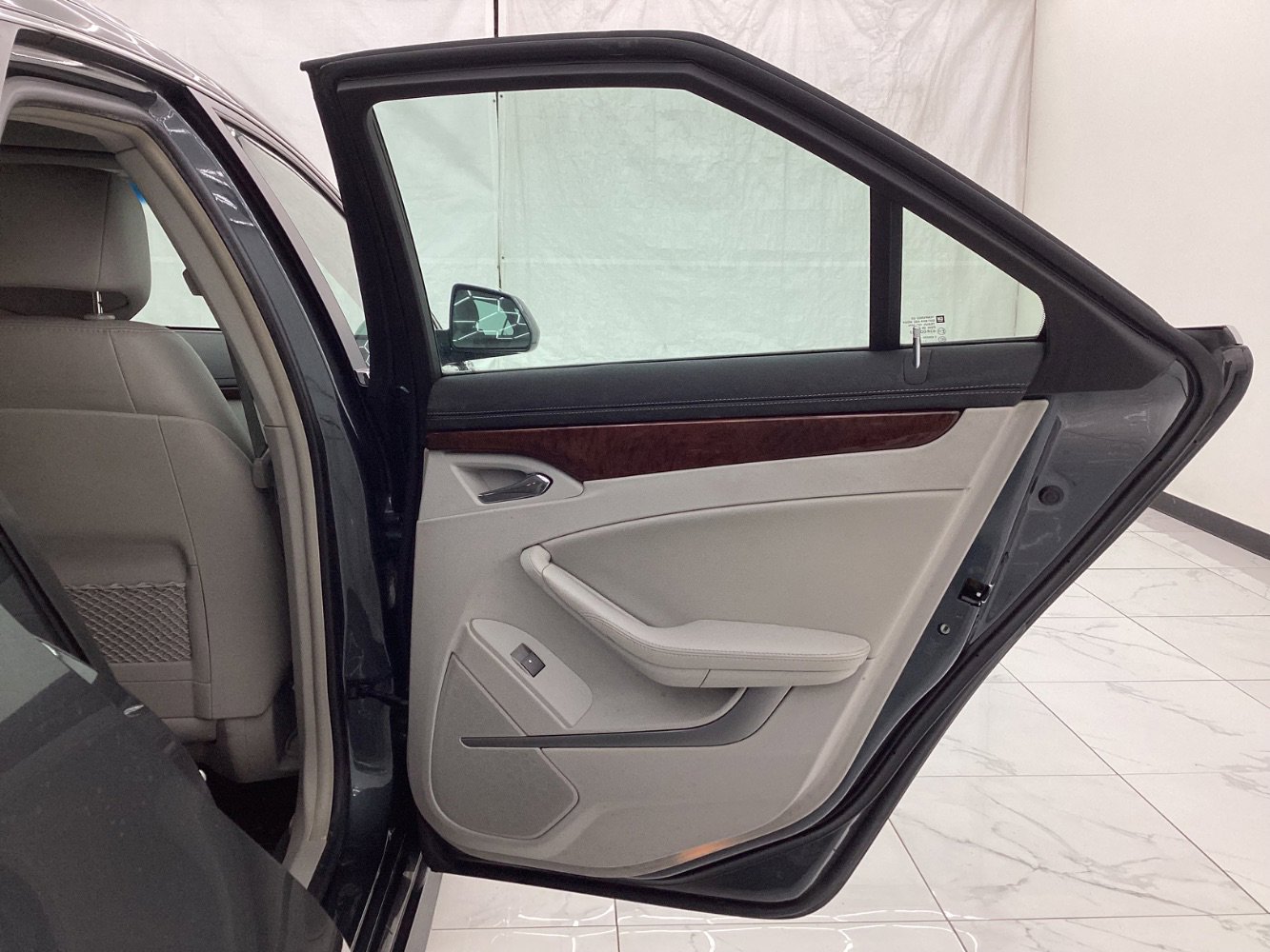 Used 2011 Cadillac CTS Premium image 25