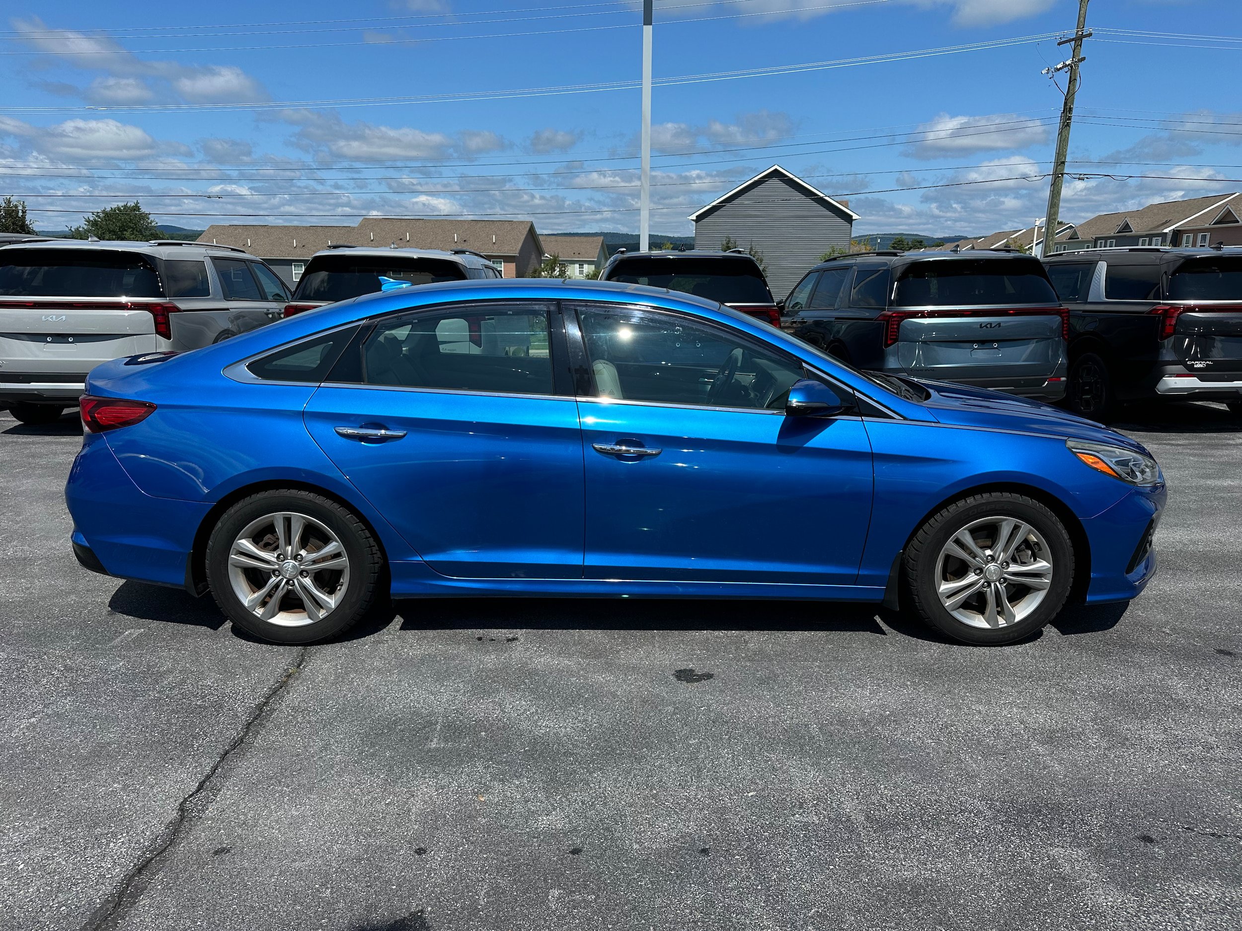 Used 2018 Hyundai Sonata Limited w/ Limited Ultimate Package 03 FWD image 4