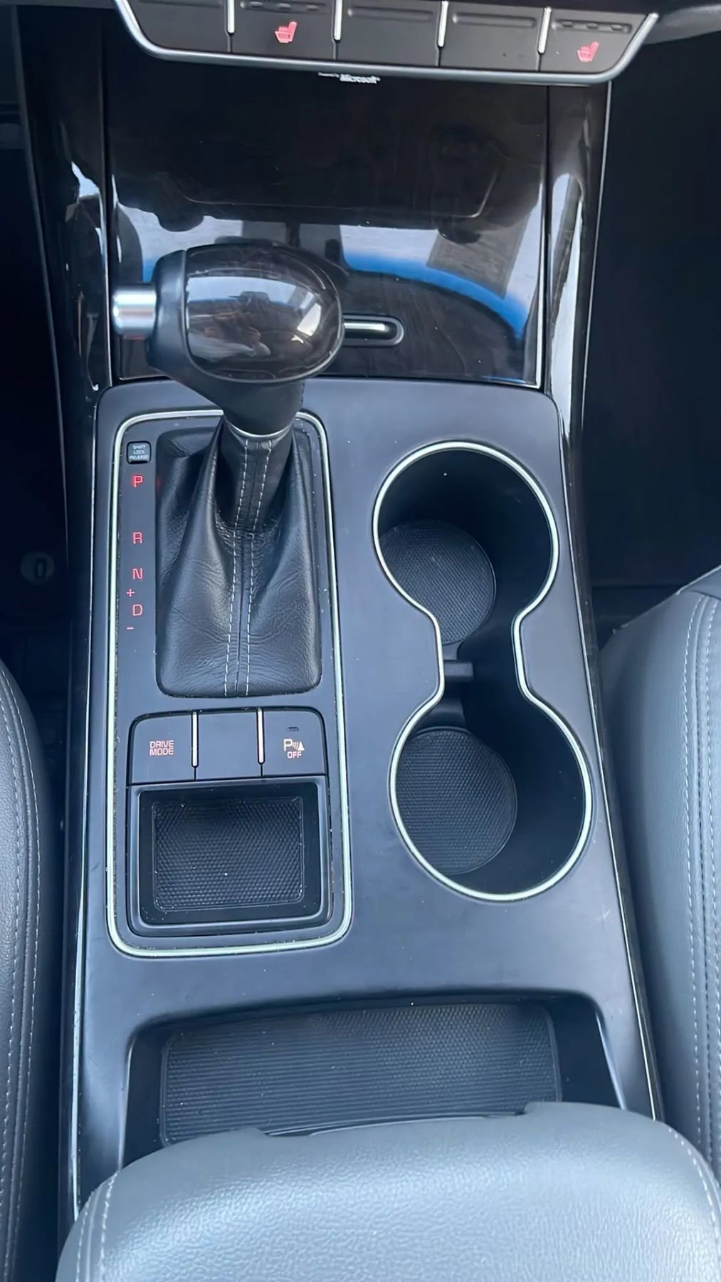 Used 2016 Kia Sorento EX image 22