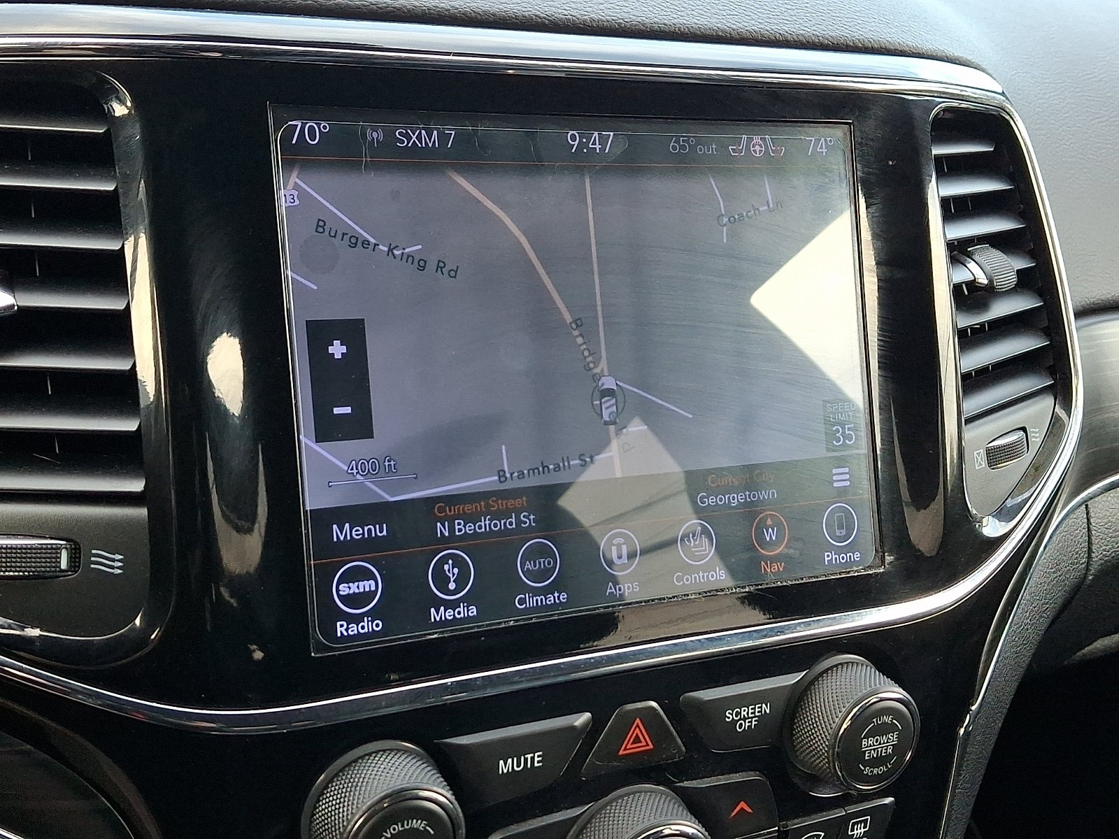 Used 2019 Jeep Grand Cherokee Limited AWD/4WD image 17