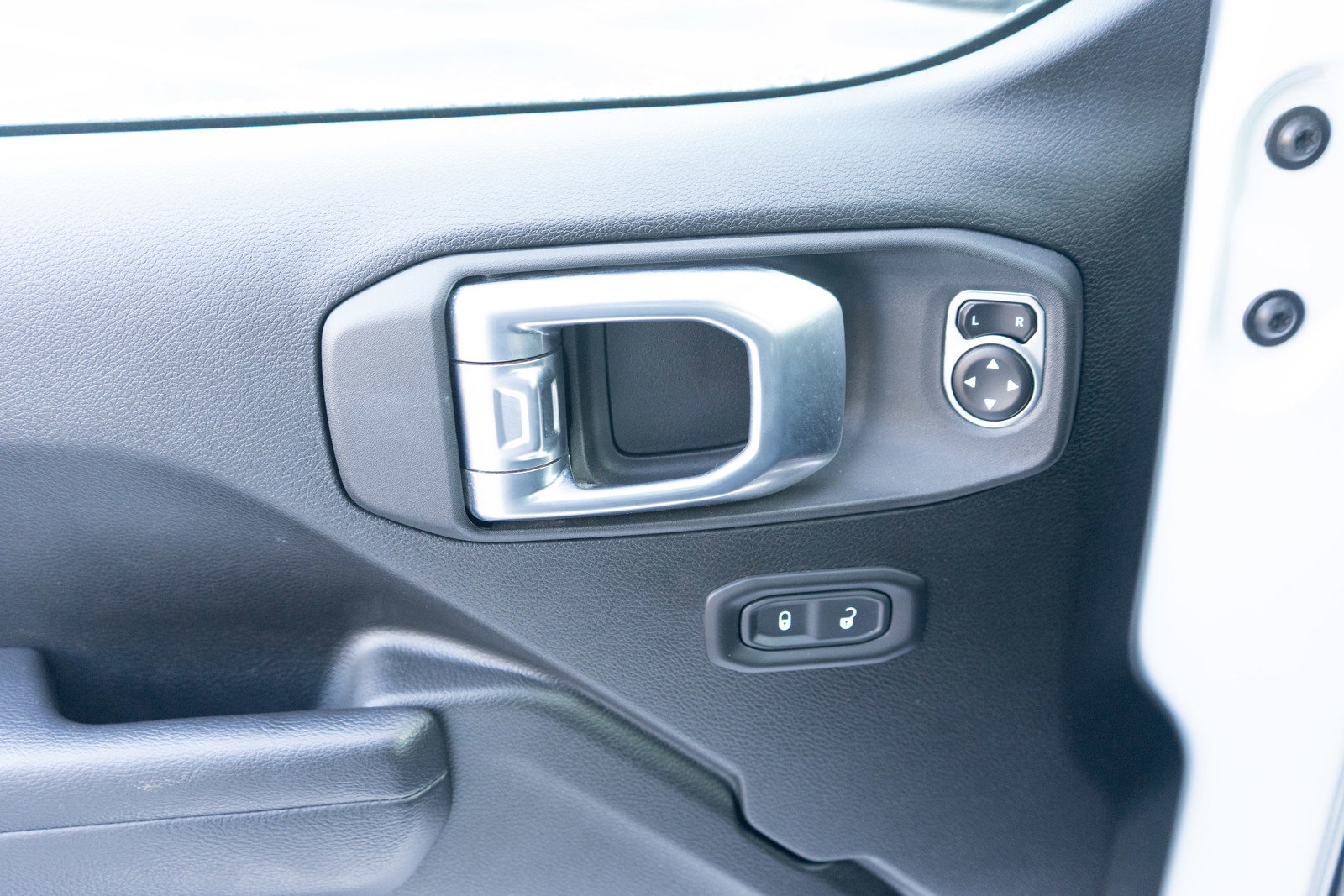 Used 2021 Jeep Wrangler Unlimited Sport image 14