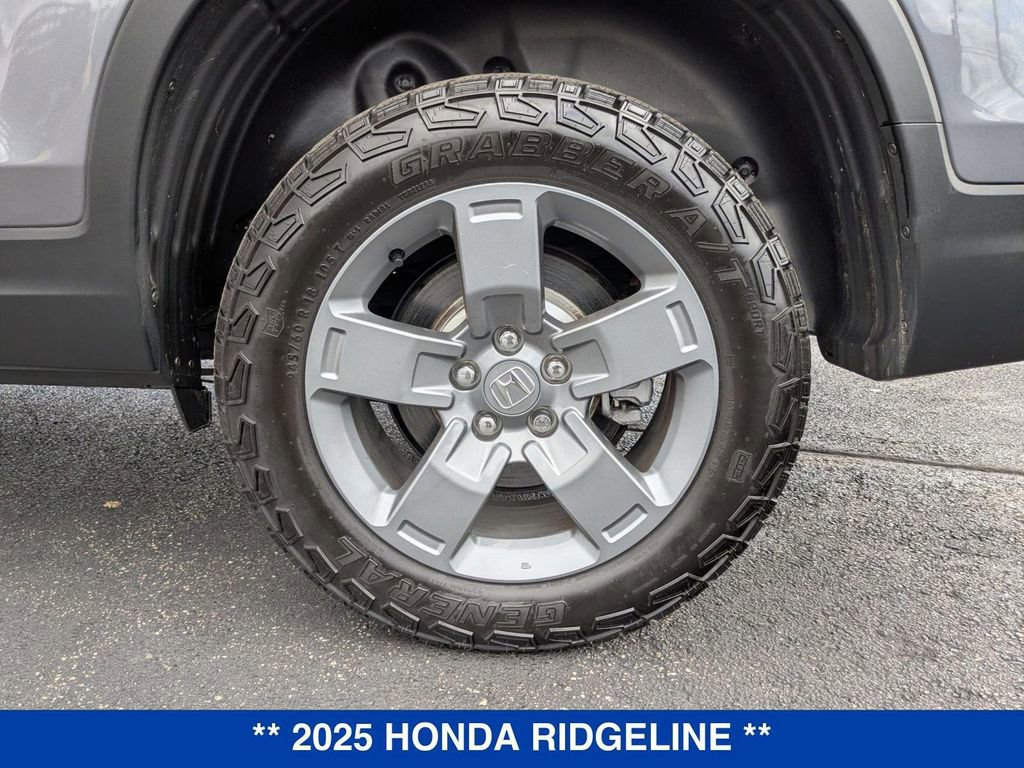 Used 2025 Honda Ridgeline TrailSport image 10