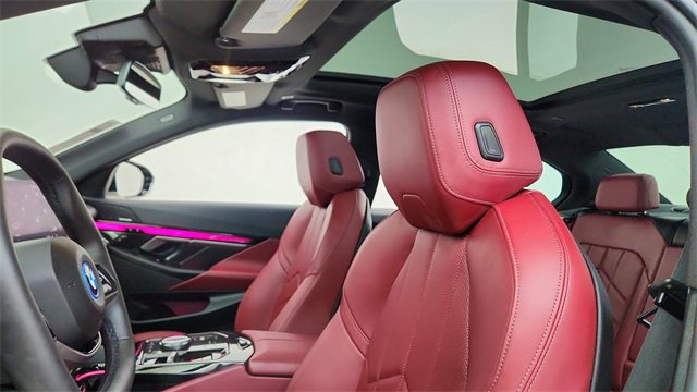 Used 2024 BMW i5 eDrive40i w/ Premium Package image 33