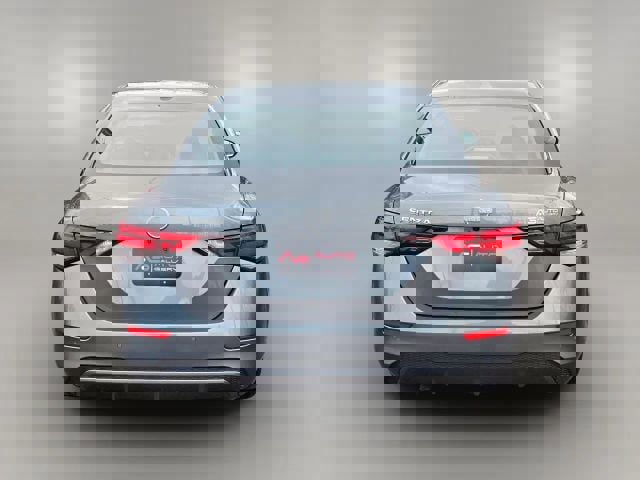 Used 2025 Nissan Sentra SV image 6