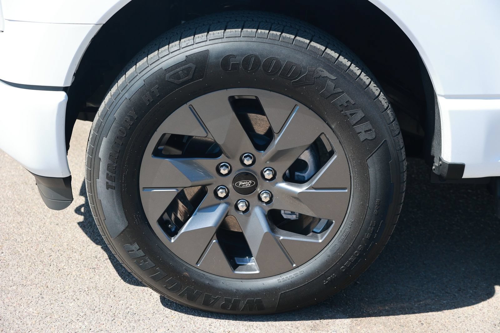 Used 2024 Ford F150 Lightning Flash AWD/4WD image 14