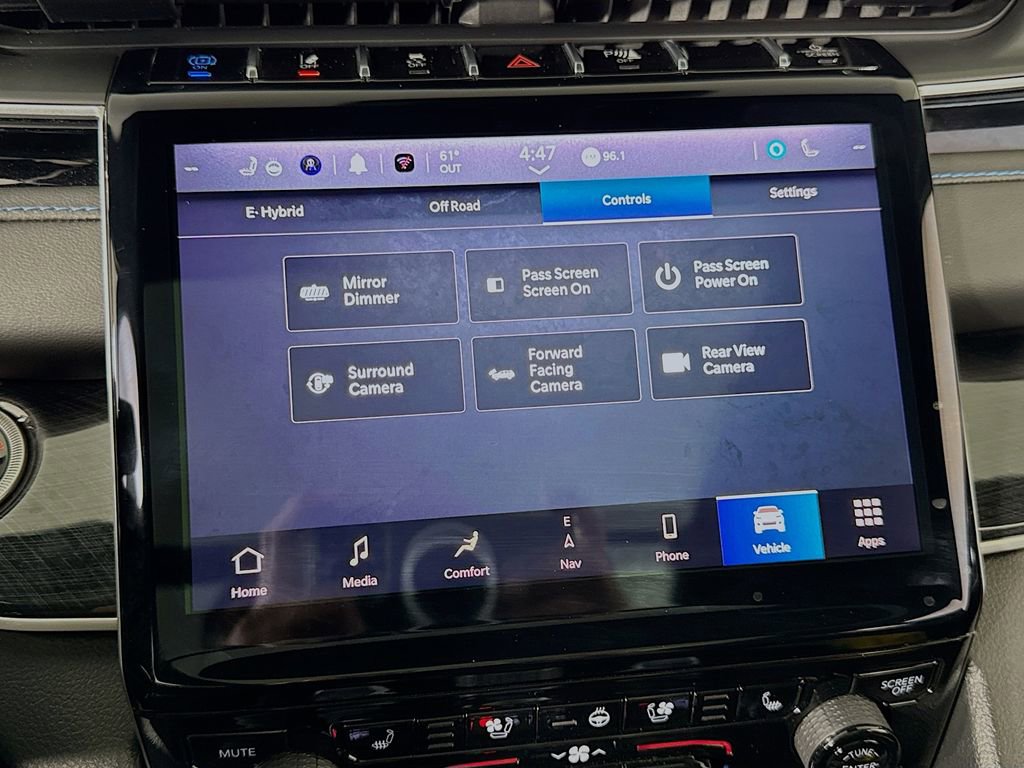 Used 2023 Jeep Grand Cherokee Trailhawk w/ Advanced Protech Group II AWD/4WD image 44