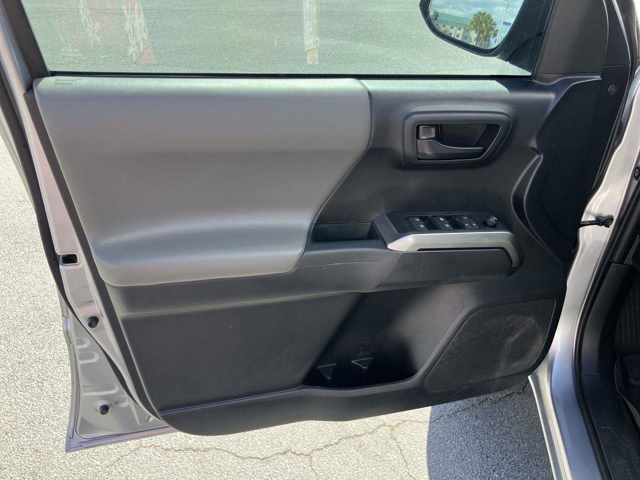 Used 2019 Toyota Tacoma SR5 image 13