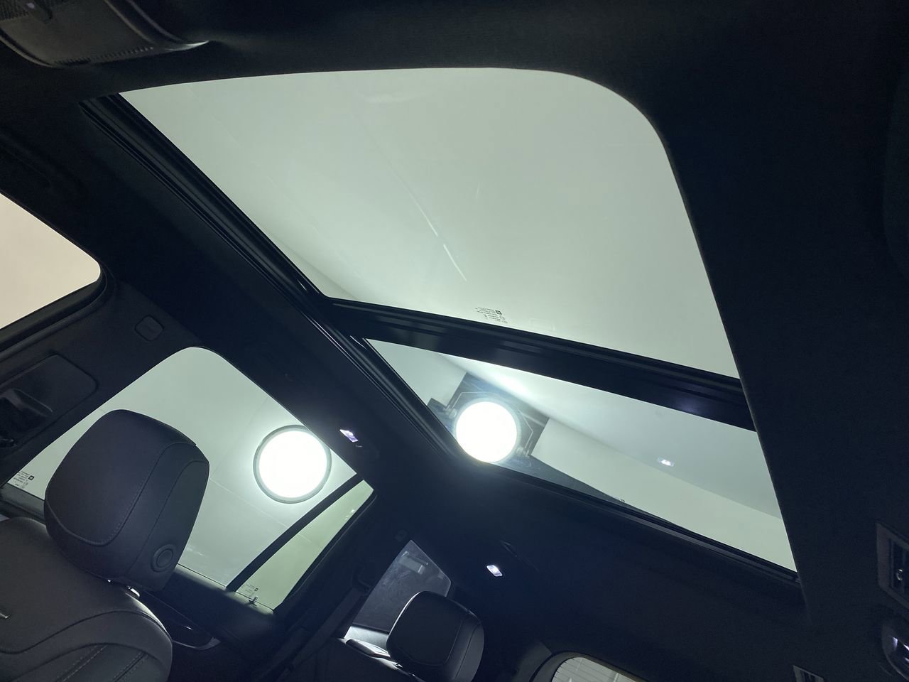 Certified 2024 Cadillac XT6 Sport w/ Technology Package image 11