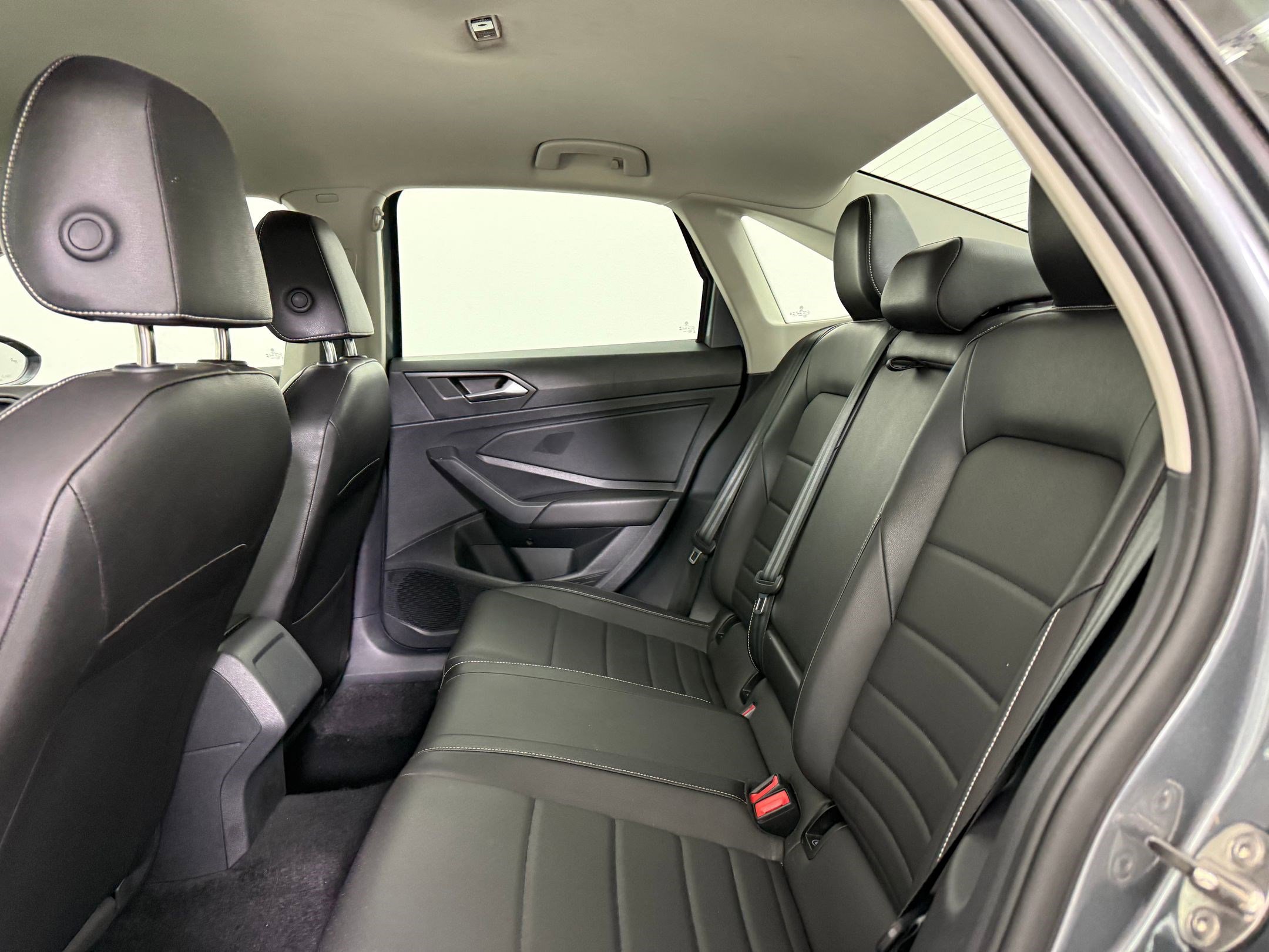 Used 2024 Volkswagen Jetta SE image 26