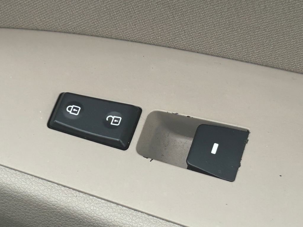 Used 2018 Hyundai Elantra SEL image 31