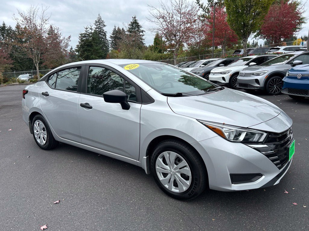 Used 2024 Nissan Versa S w/ Trunk Package FWD image 4