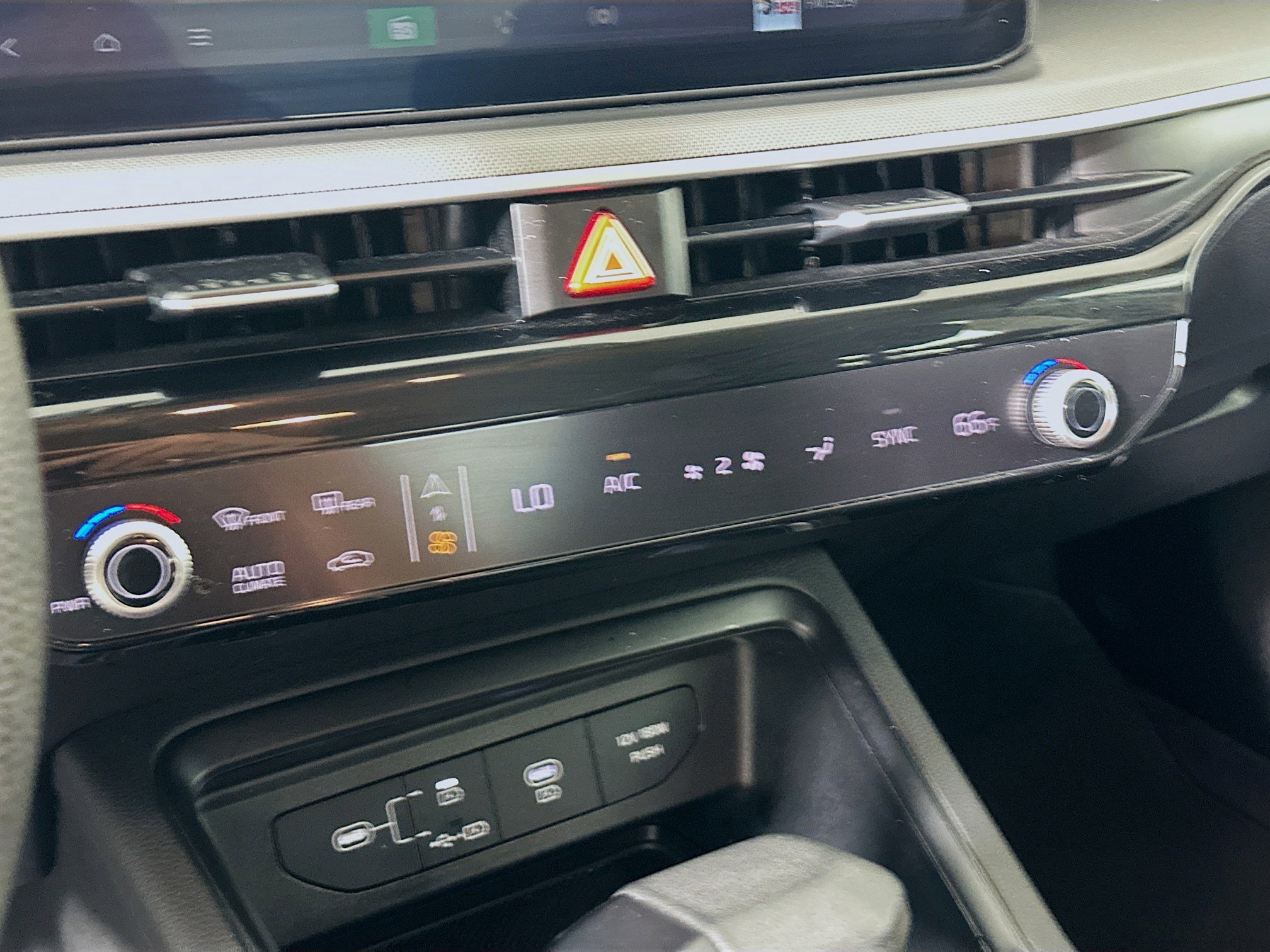 Used 2025 Kia K5 LXS FWD image 24