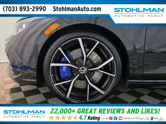 Used 2023 Volkswagen Golf R image 10