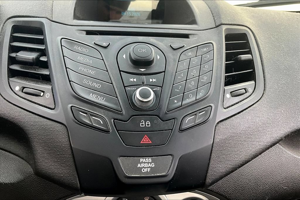 Used 2015 Ford Fiesta SE w/ Comfort Package FWD image 15