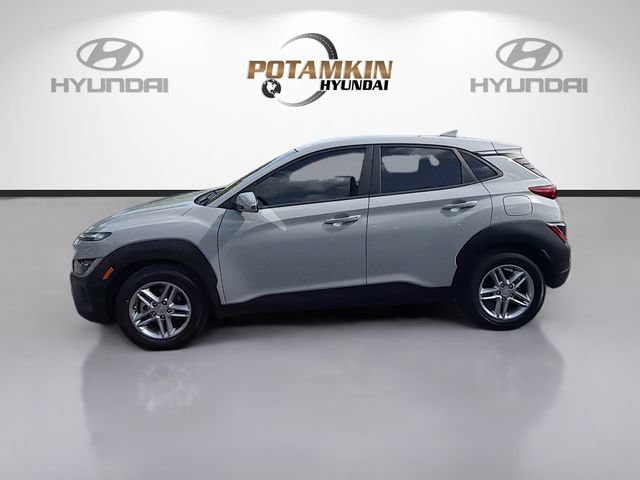 Used 2023 Hyundai Kona SE w/ Cargo Package FWD image 8