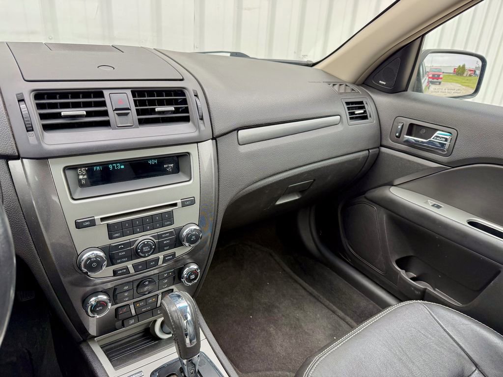 Used 2012 Ford Fusion SEL image 17