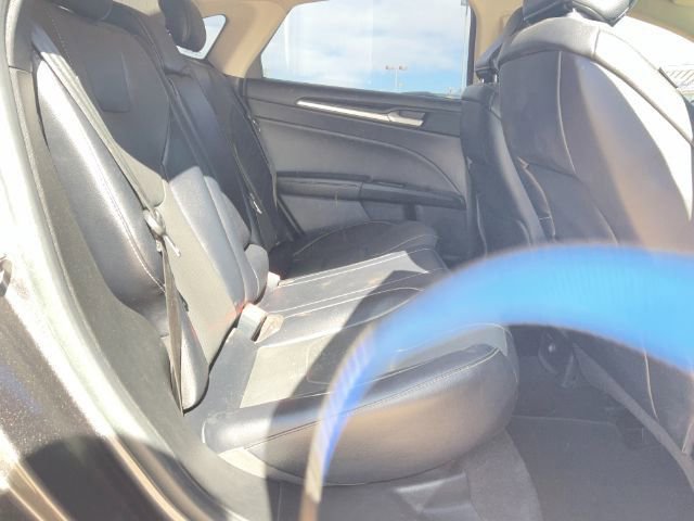 Used 2020 Ford Fusion Titanium AWD/4WD image 15