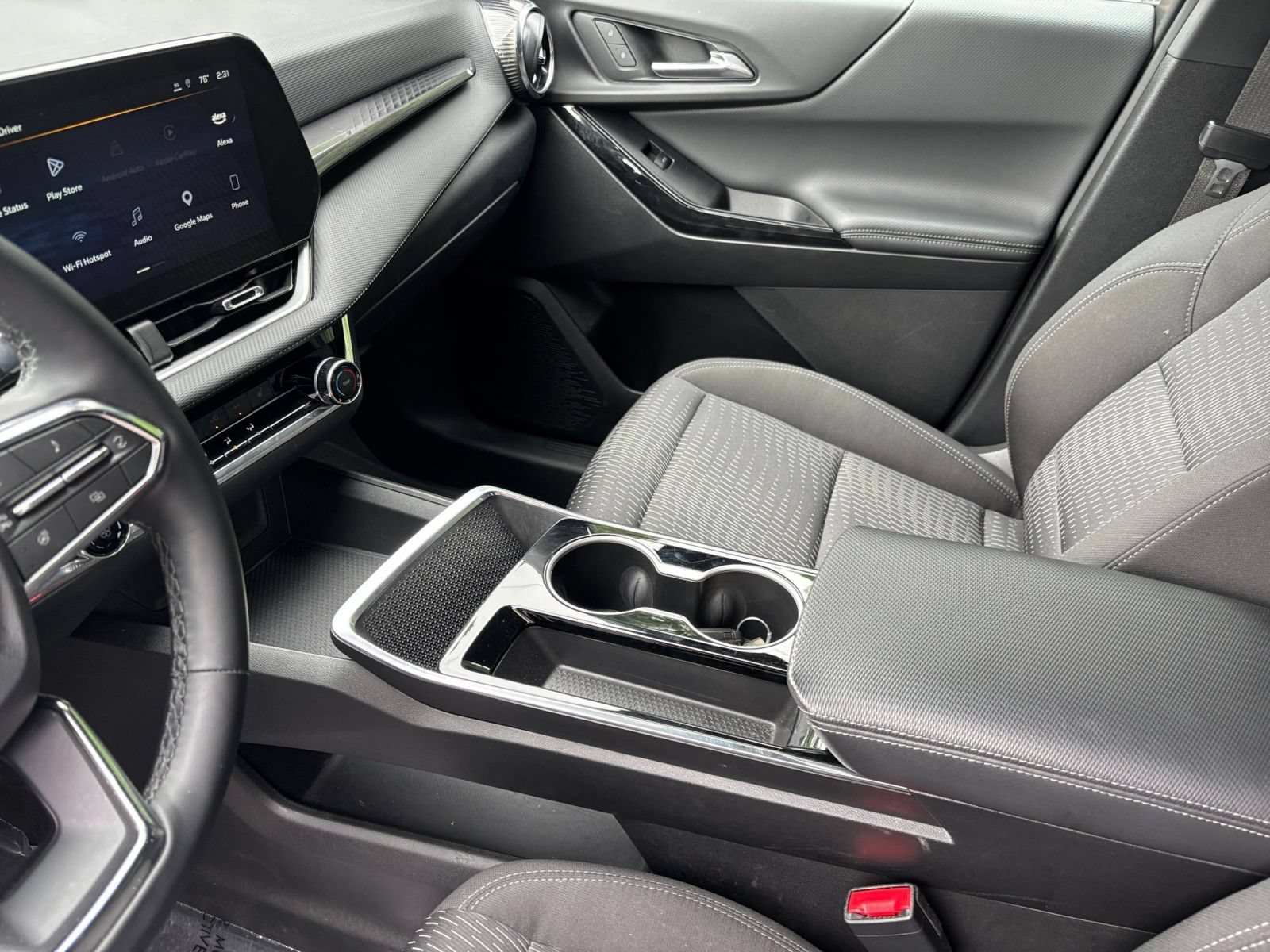 Used 2025 Chevrolet Equinox LT FWD image 36