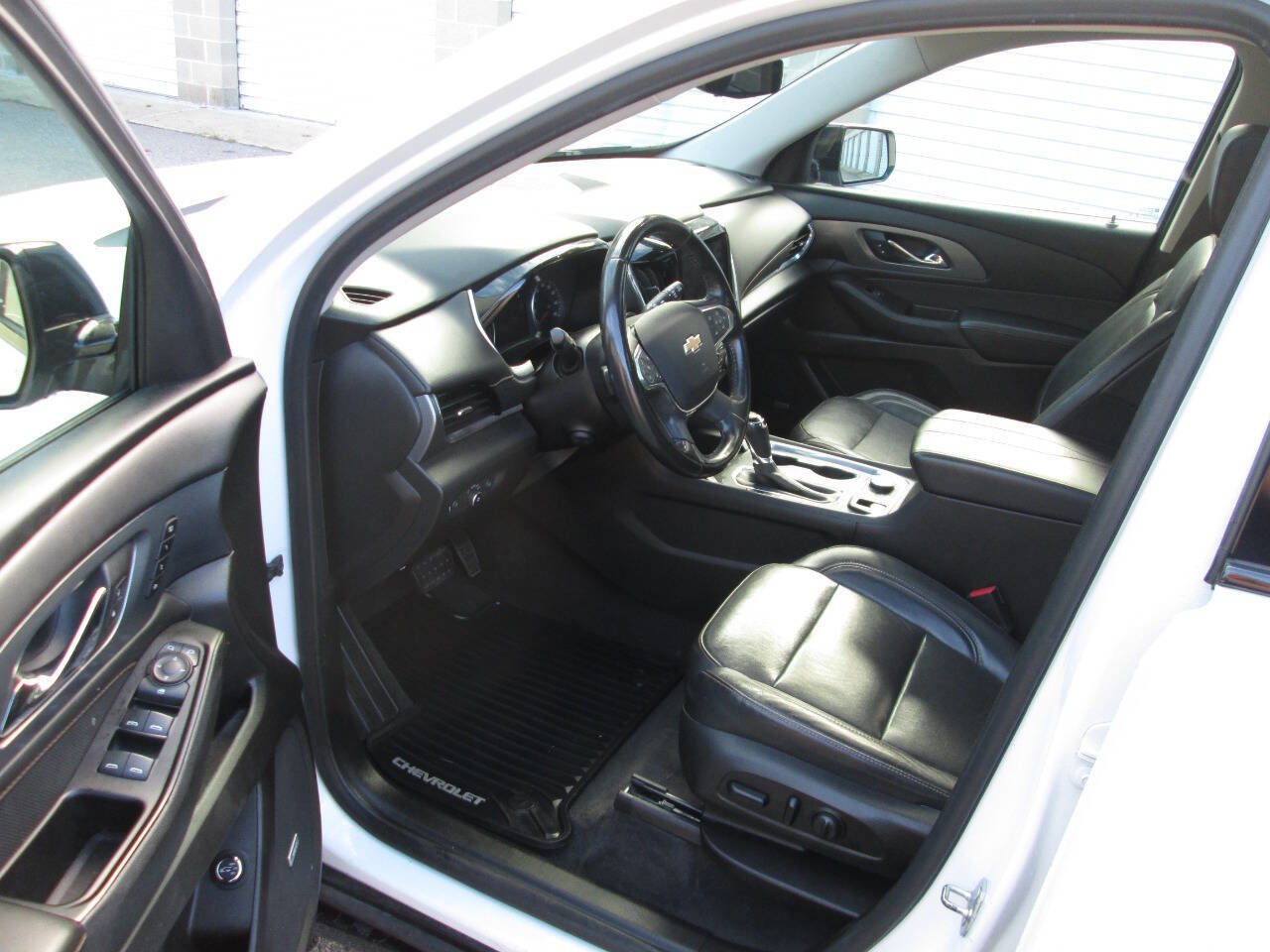 Used 2019 Chevrolet Traverse Premier w/ Redline Edition image 15