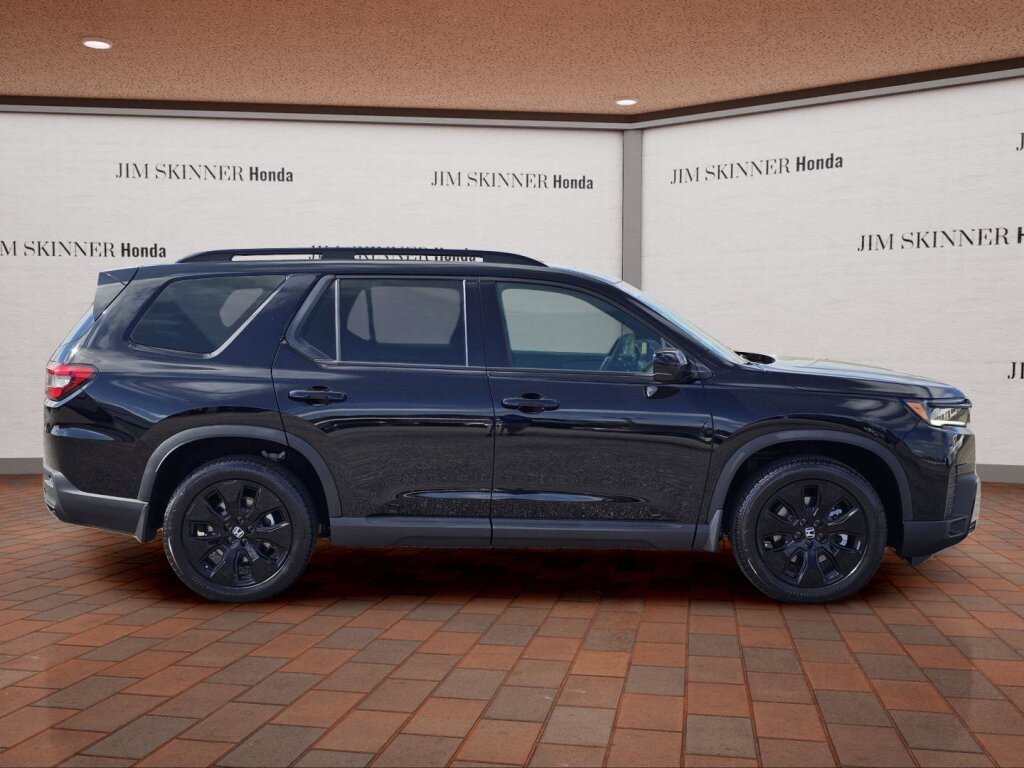 New 2026 Honda Pilot Black Edition image 7