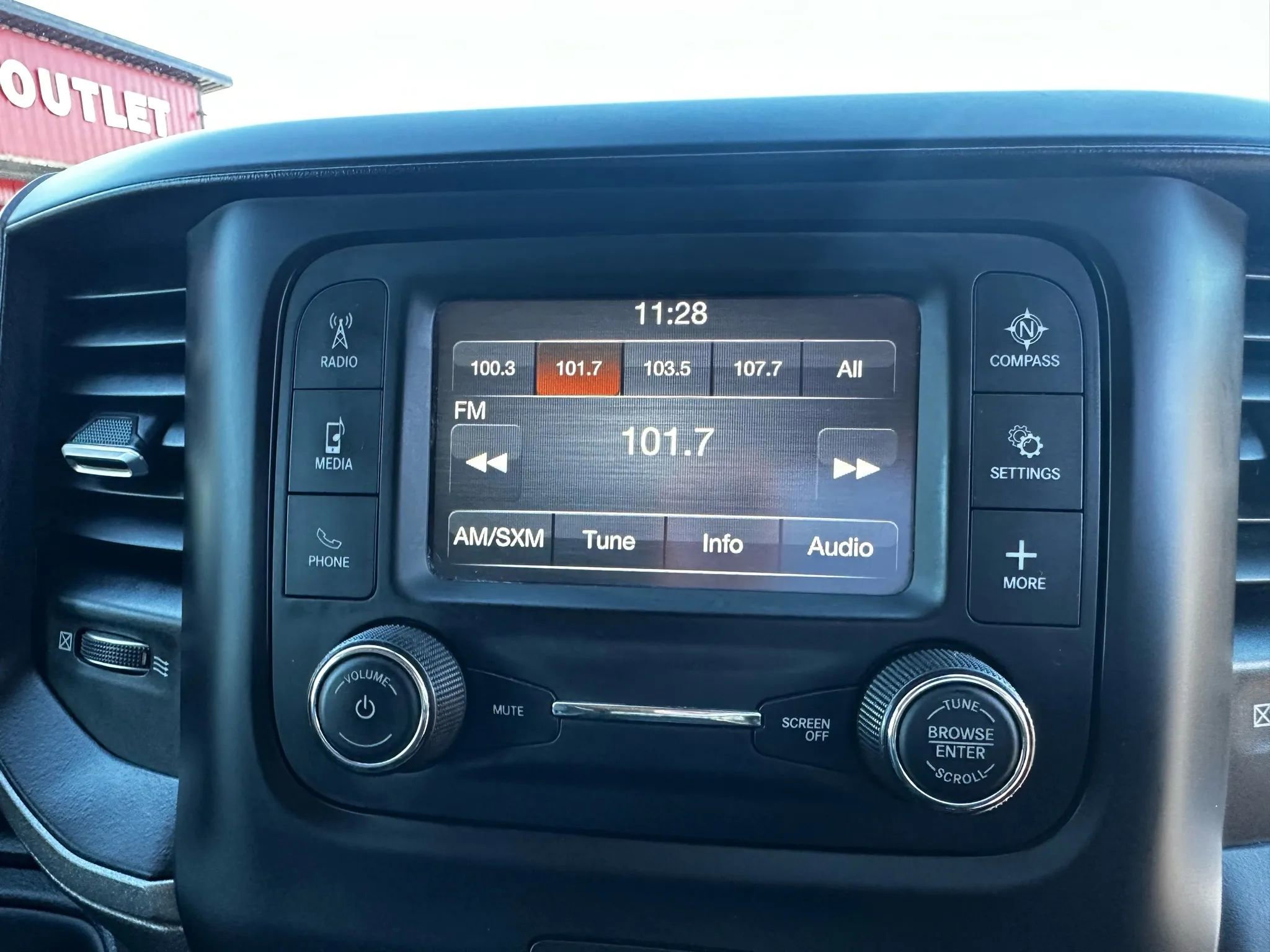 Used 2019 RAM 3500 Tradesman image 9