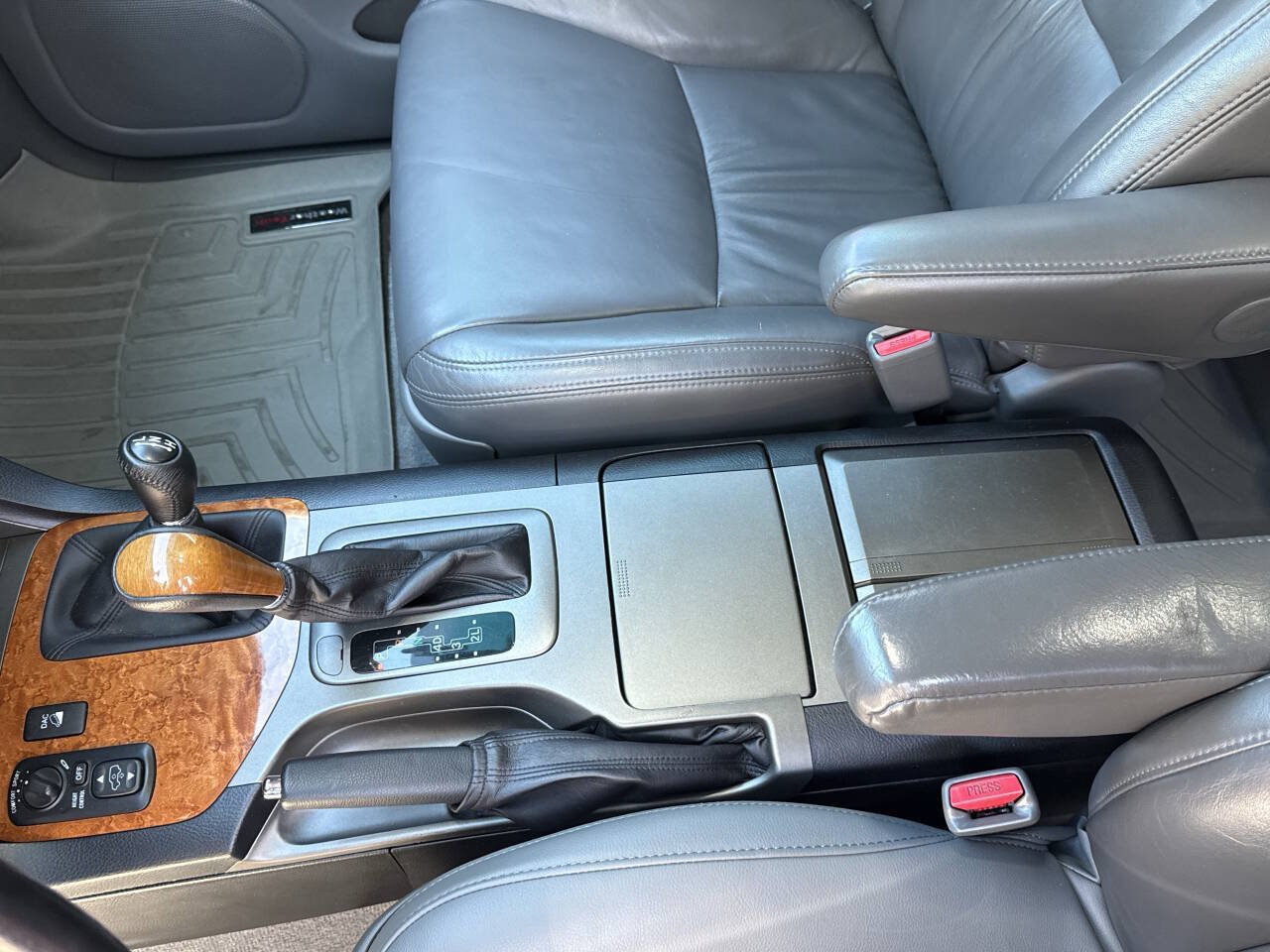 Used 2005 Lexus GX 470 AWD/4WD image 32