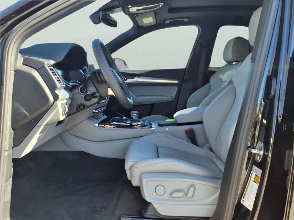 Used 2025 Audi Q5 2.0T Premium Plus AWD/4WD image 8