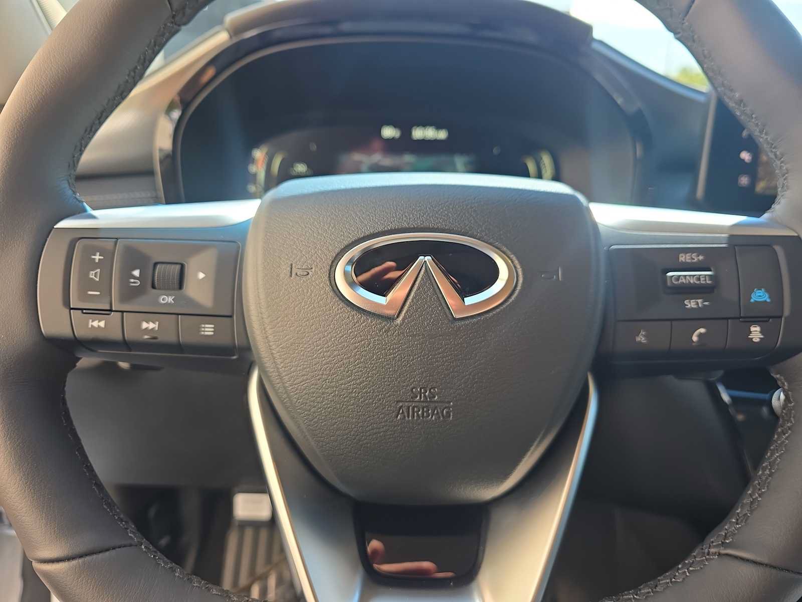 Certified 2026 INFINITI QX60 Luxe w/ Cargo Package FWD image 24