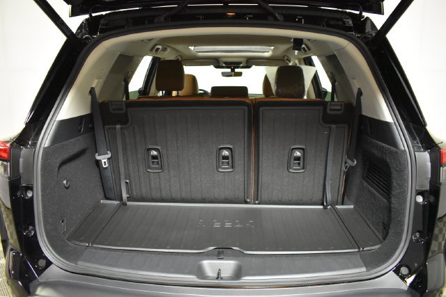 New 2026 Nissan Pathfinder Platinum AWD/4WD image 34